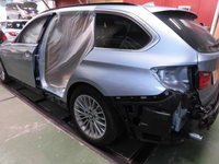 BMW 320d ツーリング損傷部分